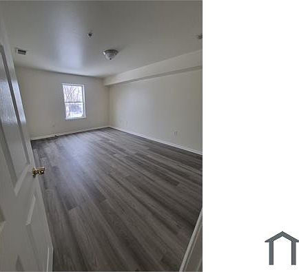 1st image of 125 Schley St Floor 1