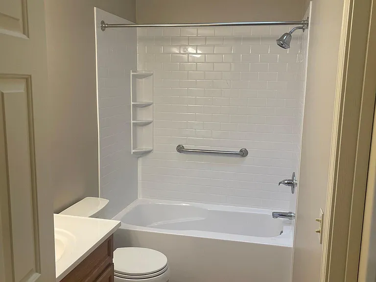 1220 E Bane St #1220 — Photo 8