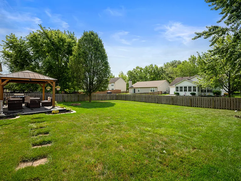 10007 Palmaire Pl — Photo 24