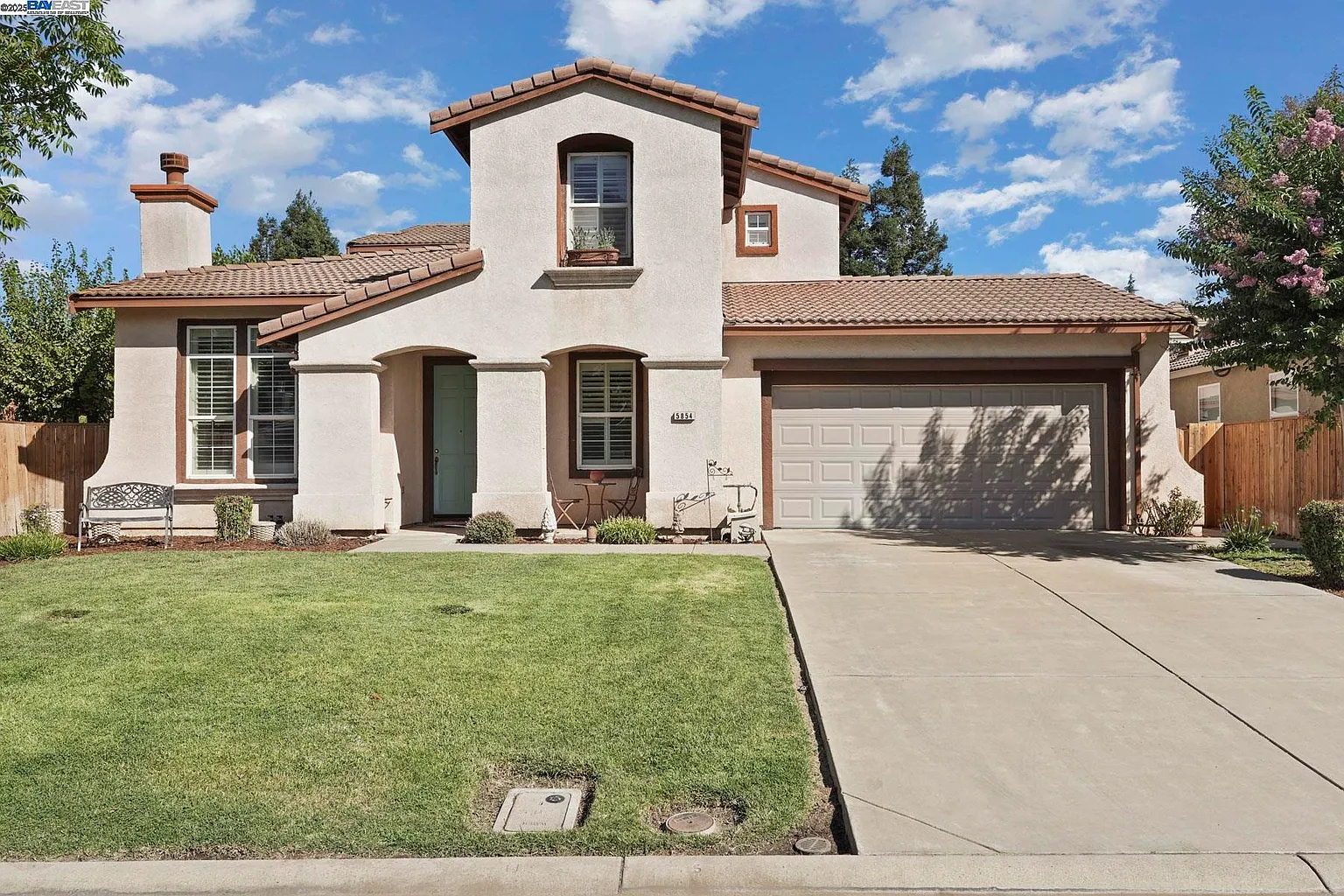 5854 Riverbank Cir photo 1