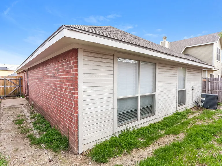 822 Astaire Ave — Photo 15