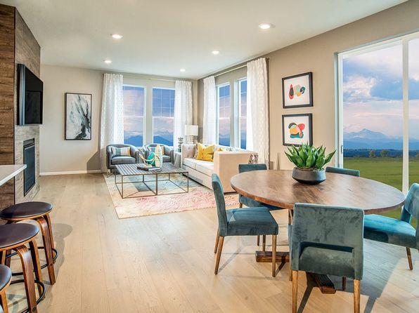 aurora-colorado-343113779 picture