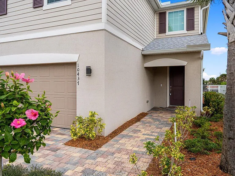 10437 SW Captiva Dr — Photo 3