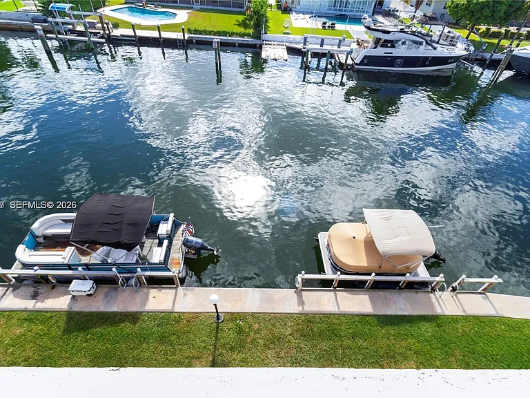 455 Paradise Isle Blvd #402 — Photo 45