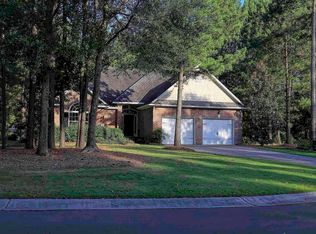 105 Legacy Woods Dr, Wallace, NC 28466