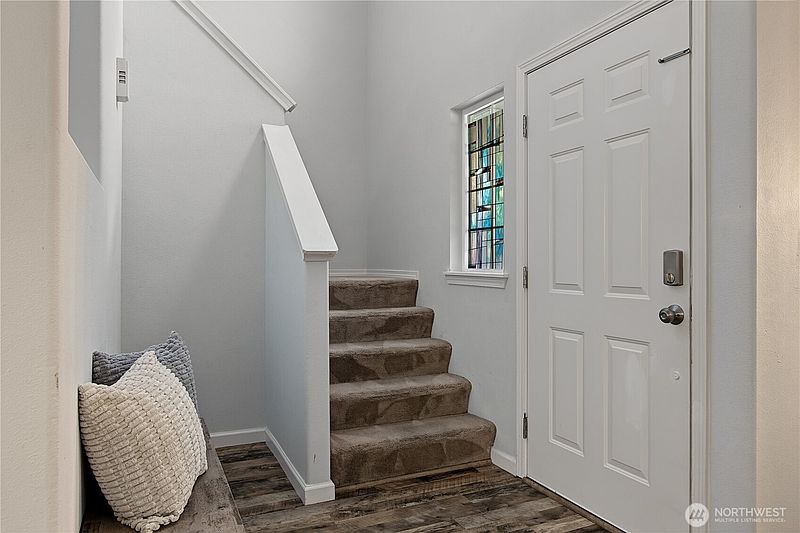 3rd image of 5473 Balustrade Boulevard SE