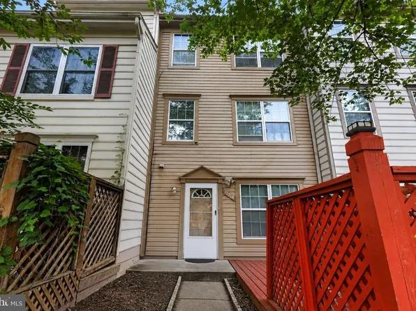 19704 Teakwood Cir #74, Germantown, MD 20874