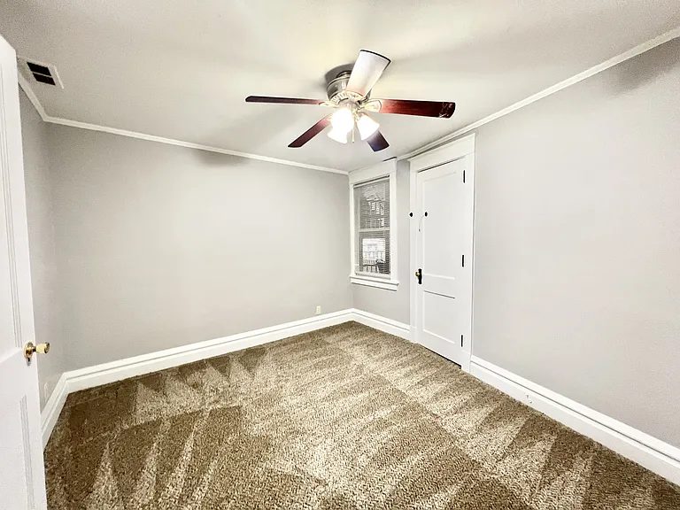 509 E Milwaukee St #3 — Photo 9