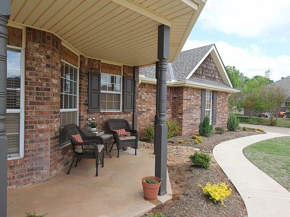 2nd image of 510 Southview Dr