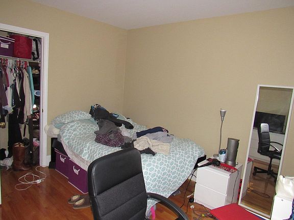 2nd image of 40 Egmont St #1