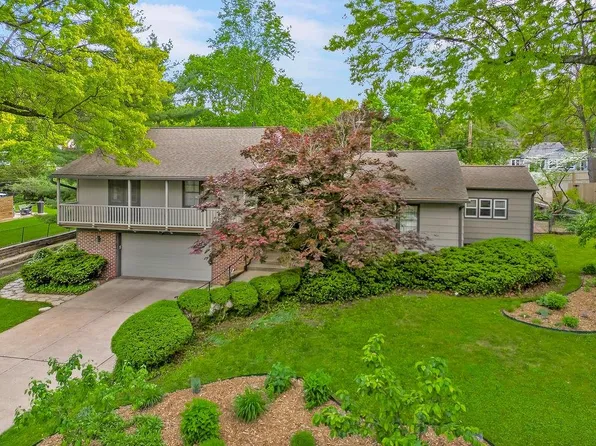 1243 W 67th Ter, Kansas City, MO 64113