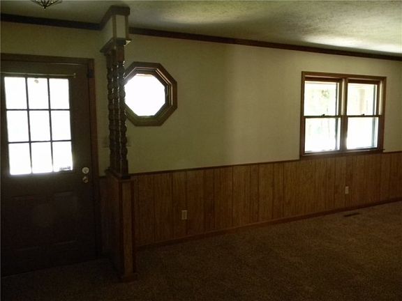 3rd image of 3513 W State Highway 46