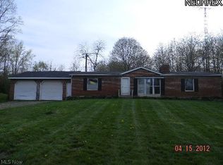 3151 Magnolia Rd NW, Magnolia, OH 44643