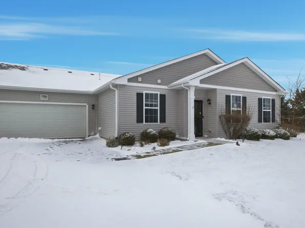 1838 Southern Cir #1838, Hampshire, IL 60140