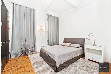 Rented by Bond New York