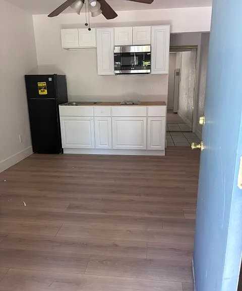 1031 Moss Rd #10 — Photo 5