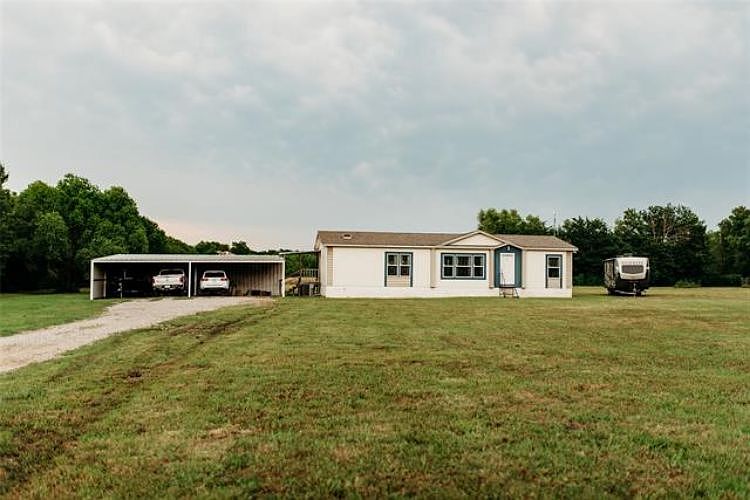 1st image of 315 County Road 3010