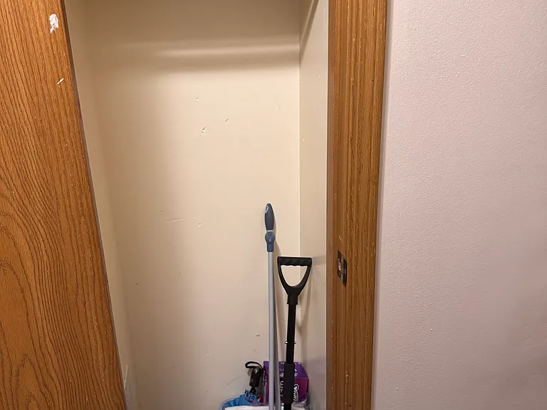700 N Adelaide St #118 — Photo 6