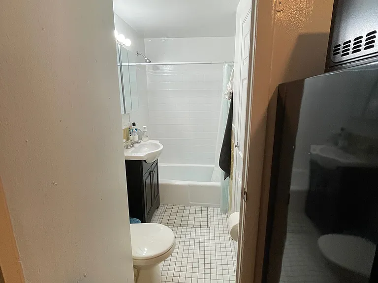 28 S Huntington Ave #102 — Photo 9