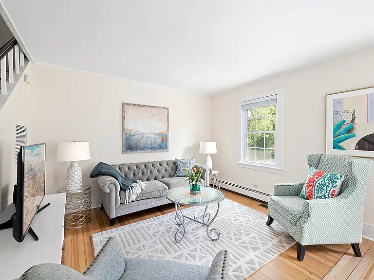 40 Meadow Way — Photo 4