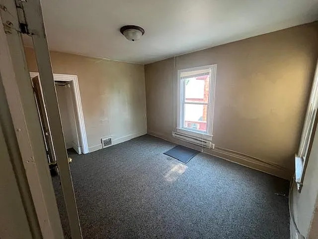 Unit Photo