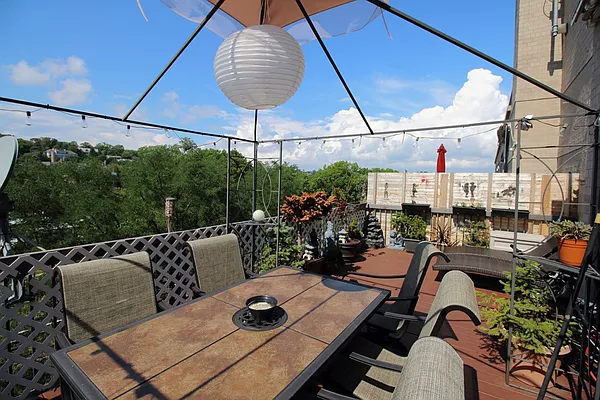 Sold by Keller Williams NYC | media 35