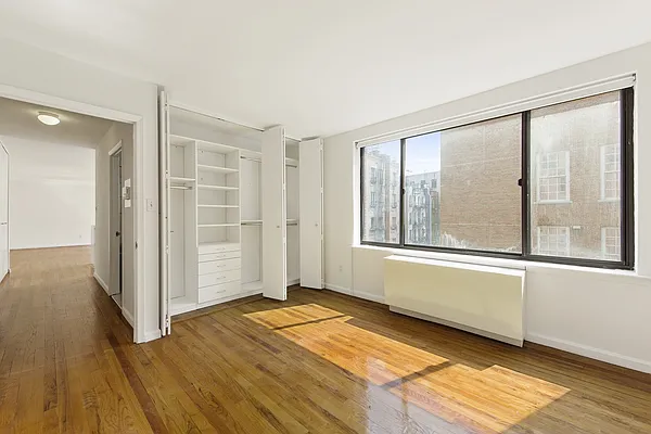 Rented by Nest Seekers International | media 11