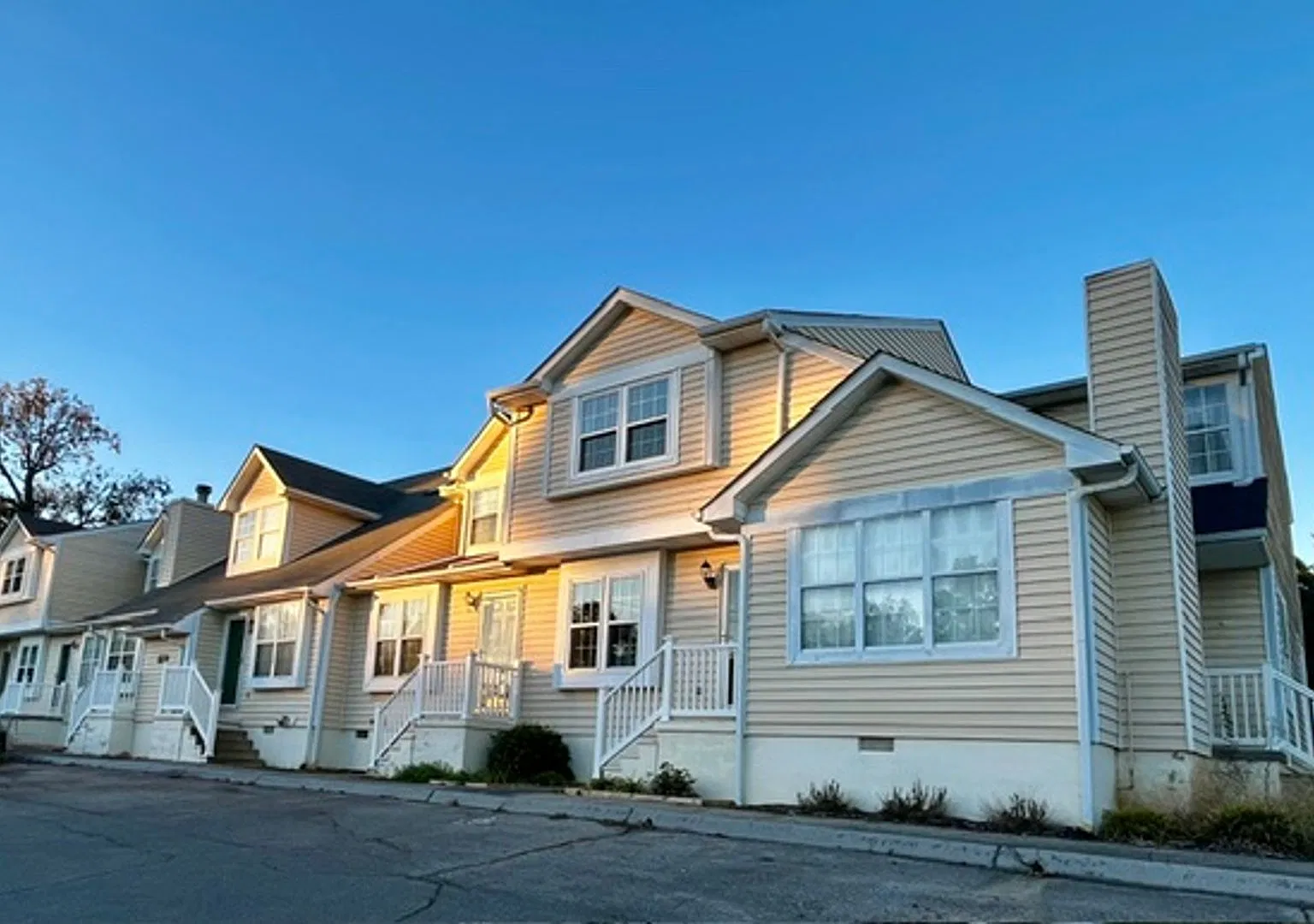 Alcoa Condominium Available! — Photo 1