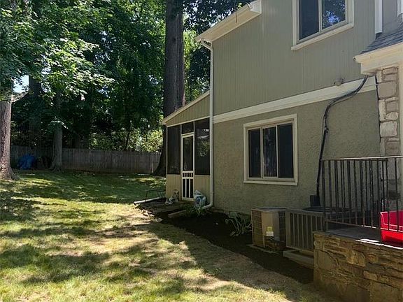 3rd image of 1205 Wilde Ave