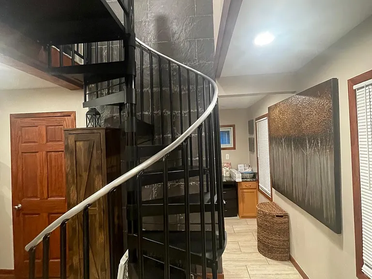 2 Garden Ct — Photo 13