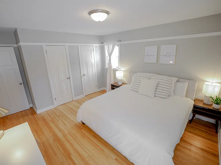 7033 Augsburg Ave S — Photo 9