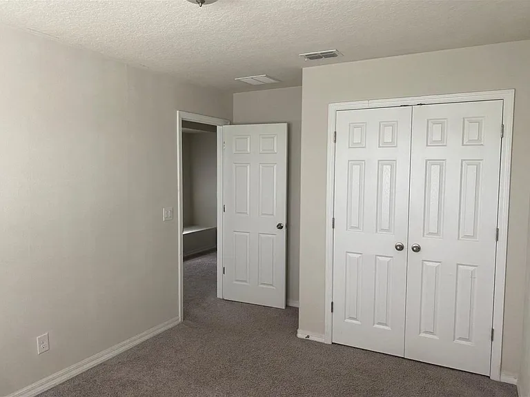 8410 Iron Mountain Trl — Photo 11