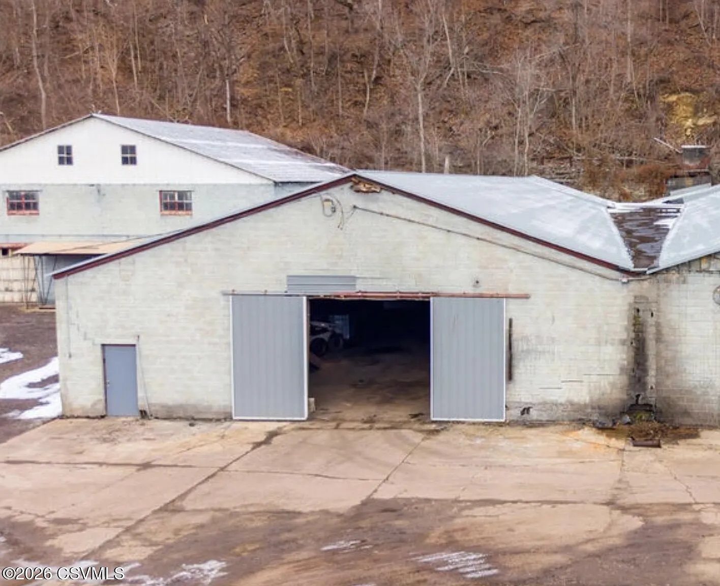 Studio, 7700 sqft, $3,750 — Photo 1
