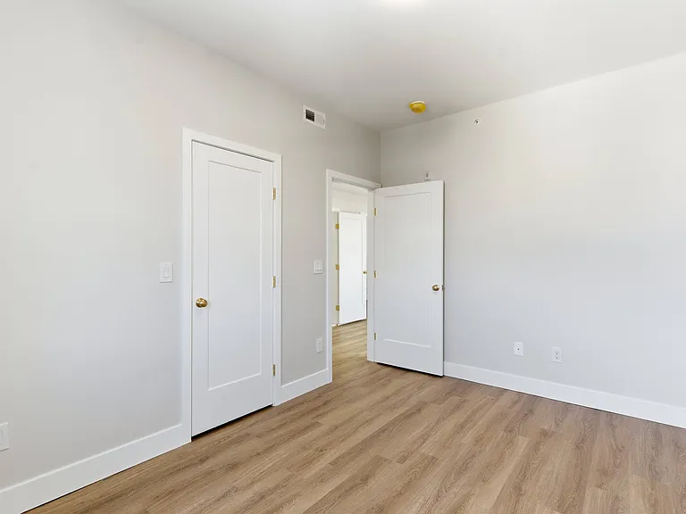 5137 Master St #22 — Photo 6