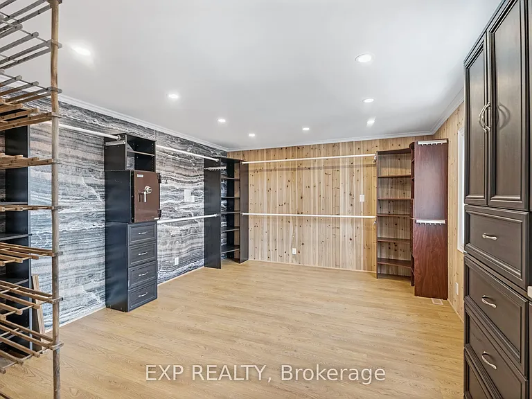 598 Lyman Blvd — Photo 23
