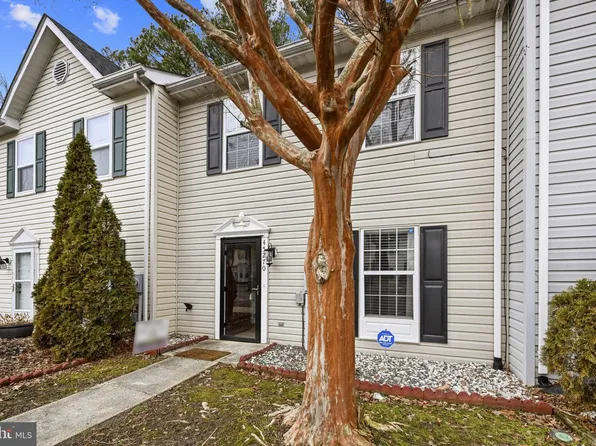 45270 Woodstown Way, California, MD 20619