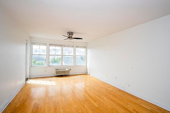 2nd image of 30 Constitution Way APT 301