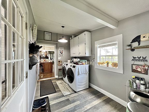 30th image of this home