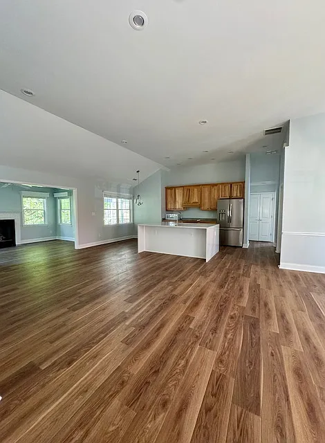 3 bed, 1931 sqft, $2,900 — Photo 4