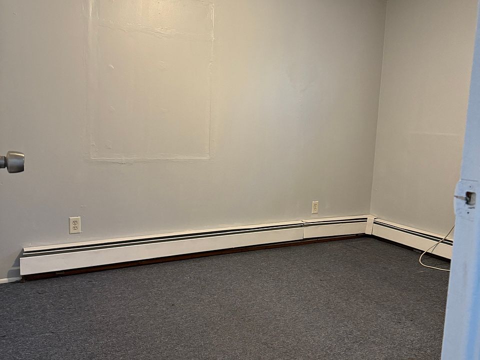 1st image of 1305 Eisenhower St