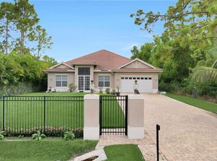 5960 Autumn Oaks Ln, Naples, FL 34119