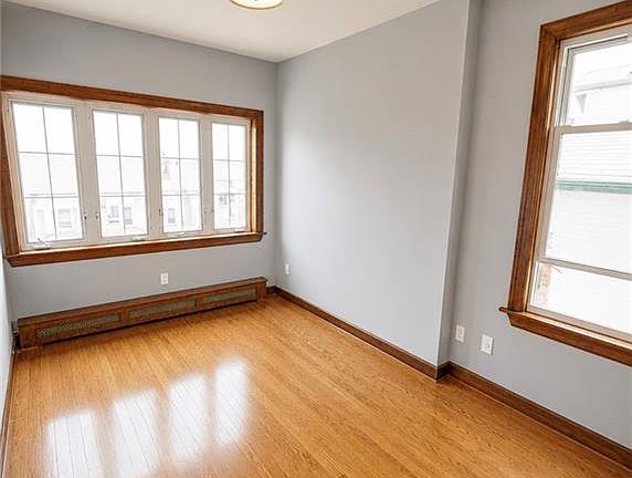 3rd image of 2514 E 24th St