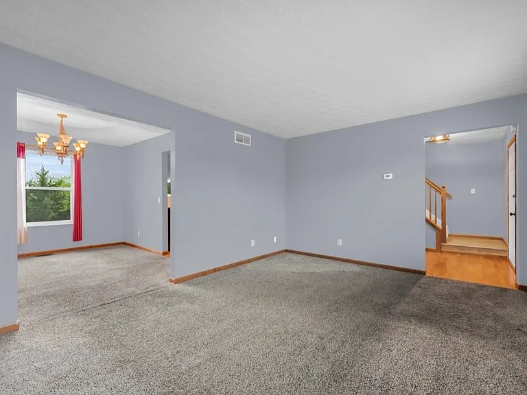 4335 Shandon Dr — Photo 13