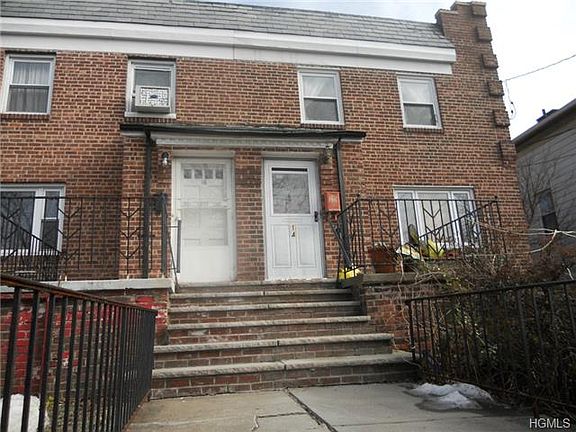 3rd image of 14 Gavin St