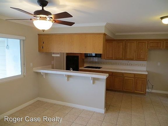 5th image of 190 Gardenia Ave