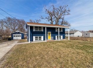 1306 Pleasant St, Adel, IA 50003