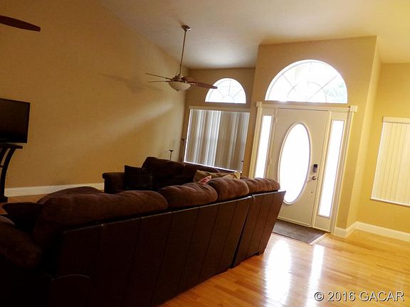 4th image of 10822 NW 61st Ter
