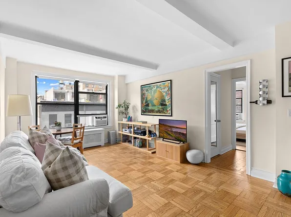 235 W 102nd St APT 7N, New York, NY 10025