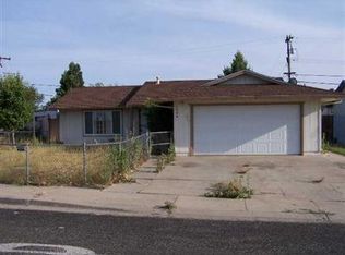 1598 Derek Dr, Olivehurst, CA 95961