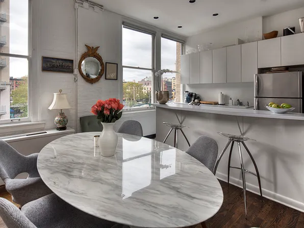 321 West 13th Street image 1 of 3